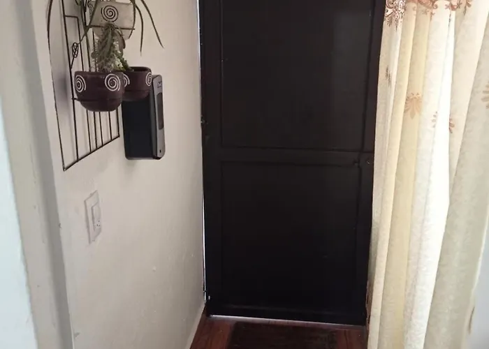 A 5 Minutos Del Aeropuerto Y A 20 Minutos Del Centro Historico Apartamento *